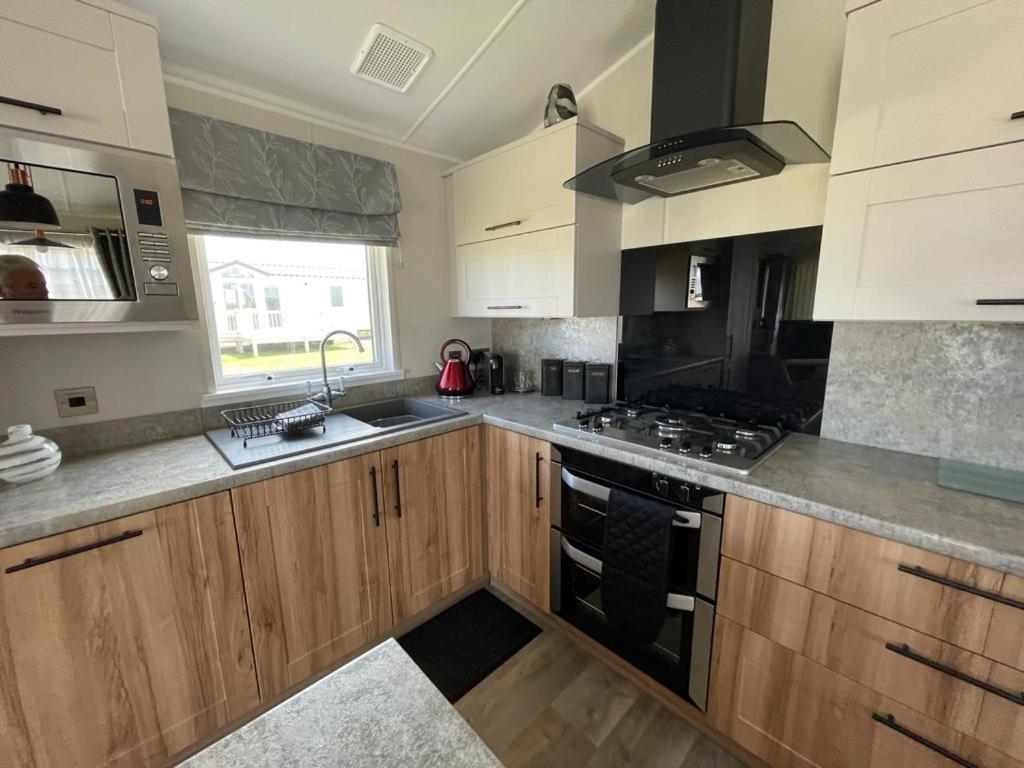 Seton Sands Holiday Park - Premium Caravan - 2 Bedroom Sleeps 4 (Adults Only) Port Seton Exterior foto