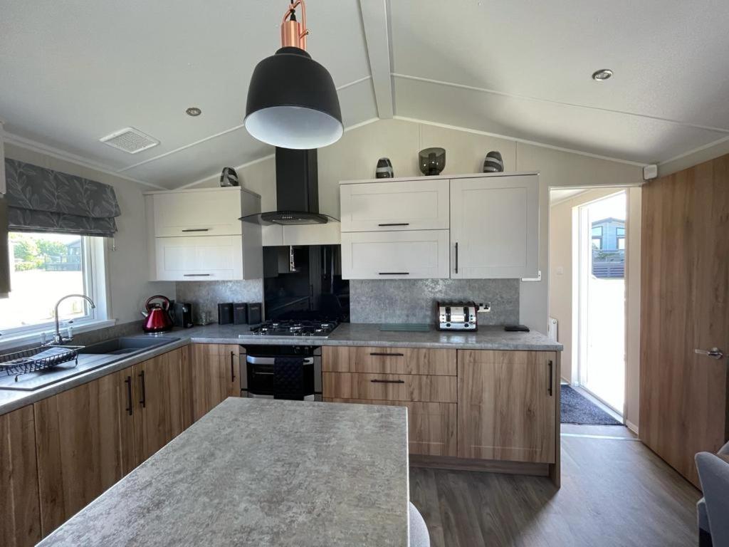 Seton Sands Holiday Park - Premium Caravan - 2 Bedroom Sleeps 4 (Adults Only) Port Seton Exterior foto