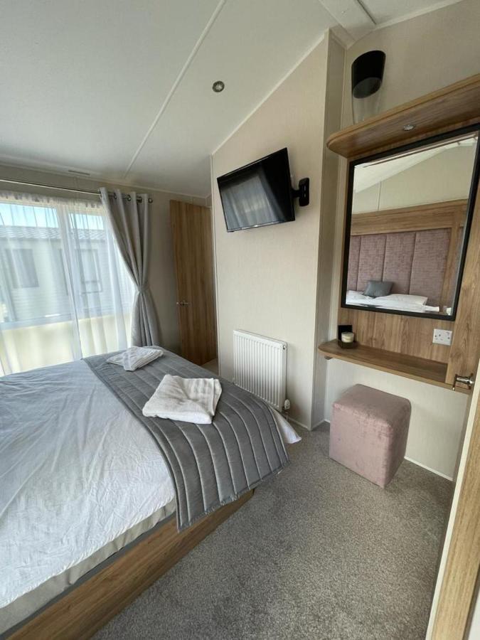 Seton Sands Holiday Park - Premium Caravan - 2 Bedroom Sleeps 4 (Adults Only) Port Seton Exterior foto